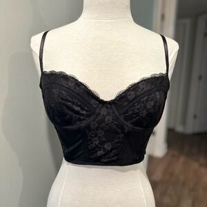 i’m selling it cause it’s too small for me